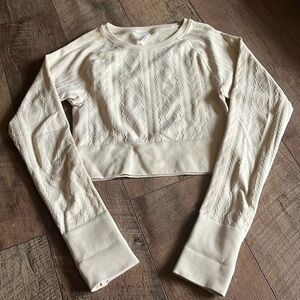 Joy labs by target cropped shirt color cream